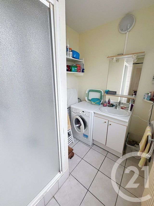 Appartement F2 à louer - 2 pièces - 36.46 m2 - GIMEAUX - 63 - AUVERGNE - Century 21 Agence Girard