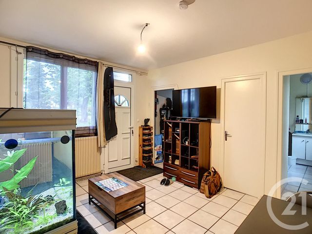 Appartement F2 à louer - 2 pièces - 36.46 m2 - GIMEAUX - 63 - AUVERGNE - Century 21 Agence Girard