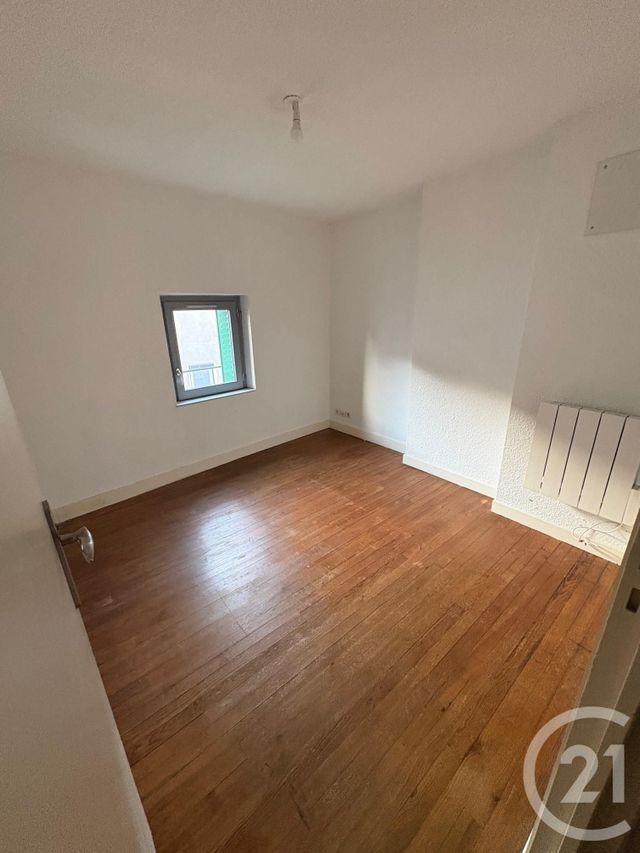 Appartement Duplex à louer - 2 pièces - 50.84 m2 - RIOM - 63 - AUVERGNE - Century 21 Agence Girard