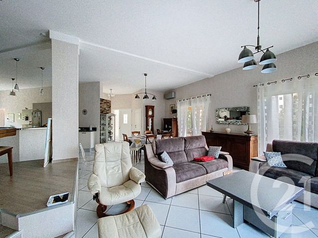 maison à vendre - 5 pièces - 159.26 m2 - MONTPENSIER - 63 - AUVERGNE - Century 21 Agence Girard