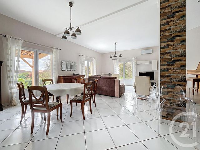maison à vendre - 5 pièces - 159.26 m2 - MONTPENSIER - 63 - AUVERGNE - Century 21 Agence Girard