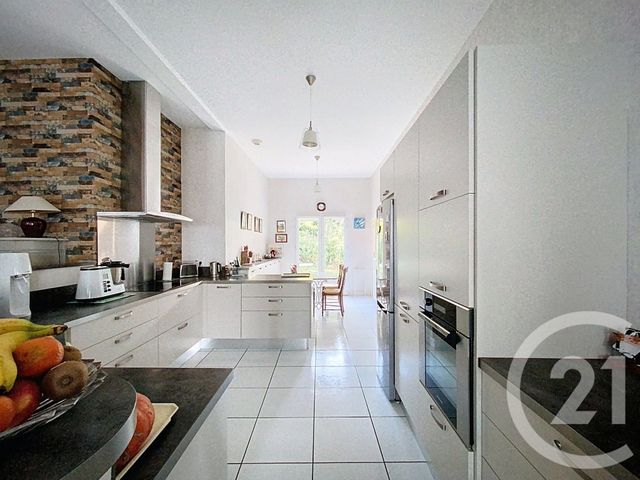 maison à vendre - 5 pièces - 159.26 m2 - MONTPENSIER - 63 - AUVERGNE - Century 21 Agence Girard