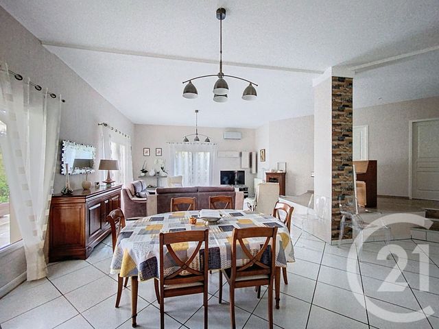 maison à vendre - 5 pièces - 159.26 m2 - MONTPENSIER - 63 - AUVERGNE - Century 21 Agence Girard