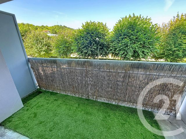 Appartement F3 à louer - 3 pièces - 65.37 m2 - CEBAZAT - 63 - AUVERGNE - Century 21 Agence Girard
