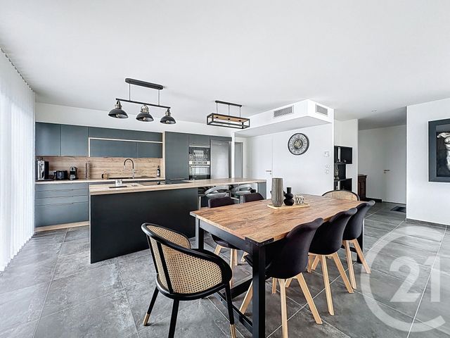 maison à vendre - 5 pièces - 145.88 m2 - CHAPPES - 63 - AUVERGNE - Century 21 Agence Girard