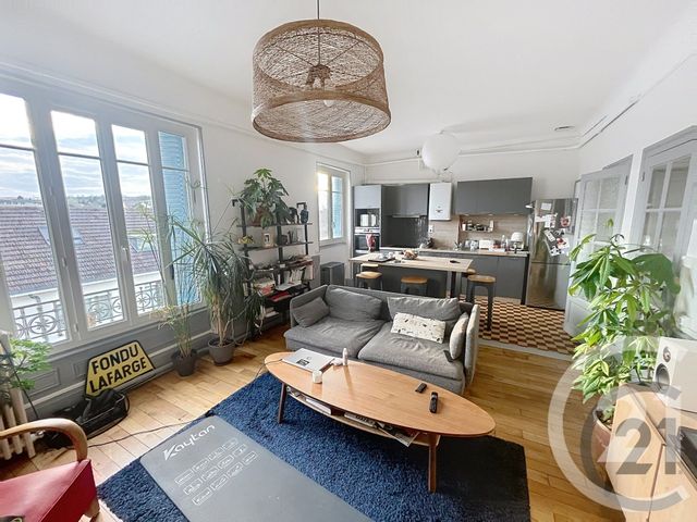 Appartement F3 à louer - 3 pièces - 73.0 m2 - VICHY - 03 - AUVERGNE - Century 21 Agence Girard