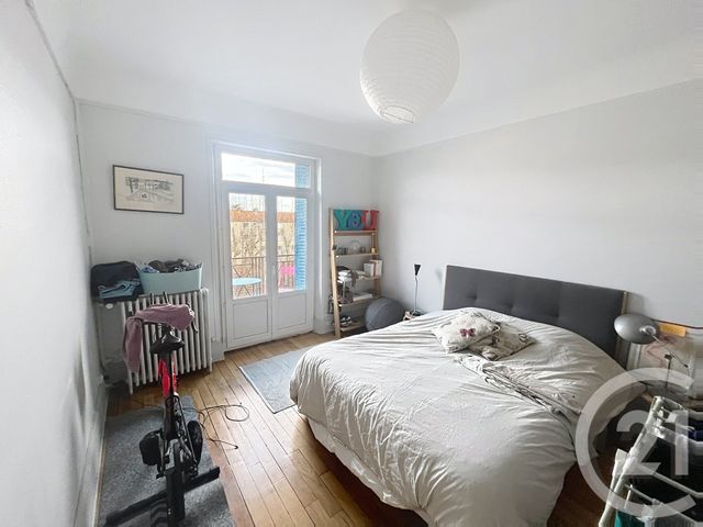 Appartement F3 à louer - 3 pièces - 73.0 m2 - VICHY - 03 - AUVERGNE - Century 21 Agence Girard