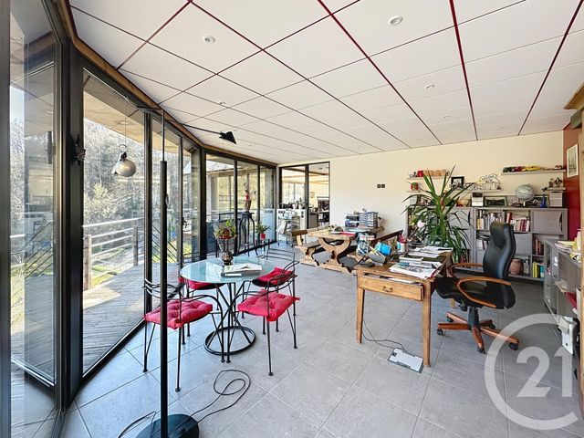 maison à vendre - 7 pièces - 180.0 m2 - CHAPDES BEAUFORT - 63 - AUVERGNE - Century 21 Agence Girard