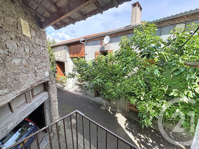 maison à vendre - 5 pièces - 125.0 m2 - YSSAC LA TOURETTE - 63 - AUVERGNE - Century 21 Agence Girard