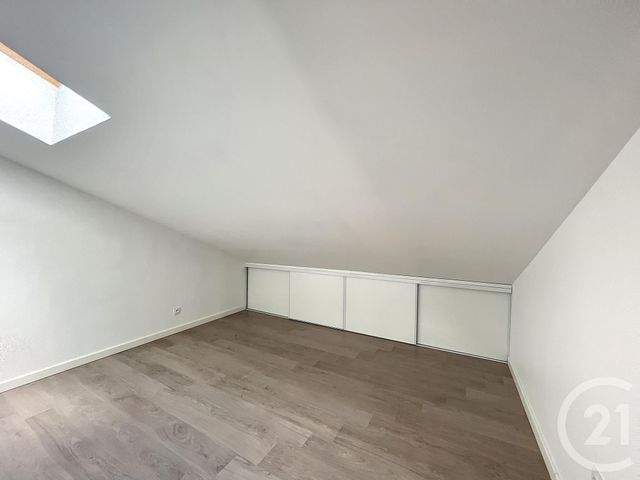 maison à louer - 5 pièces - 128.01 m2 - VOLVIC - 63 - AUVERGNE - Century 21 Agence Girard