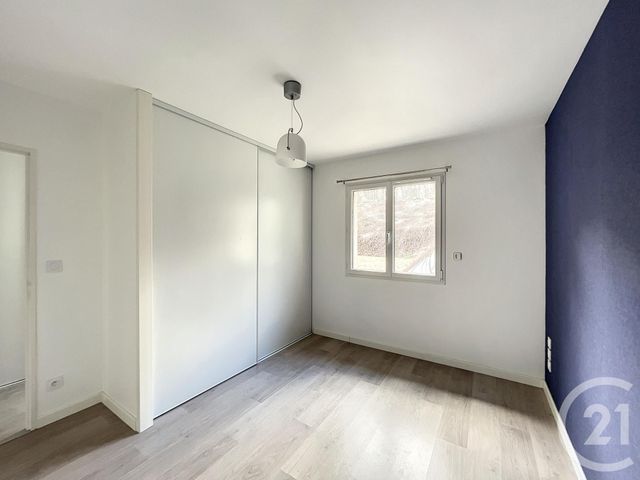 maison à louer - 5 pièces - 128.01 m2 - VOLVIC - 63 - AUVERGNE - Century 21 Agence Girard