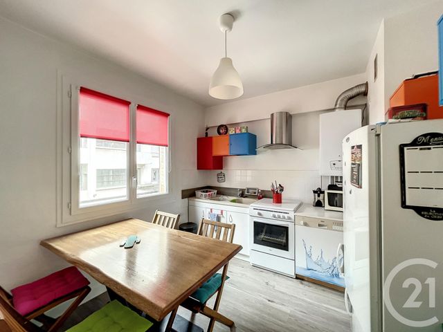 Appartement F2 à louer - 2 pièces - 53.67 m2 - CLERMONT FERRAND - 63 - AUVERGNE - Century 21 Agence Girard