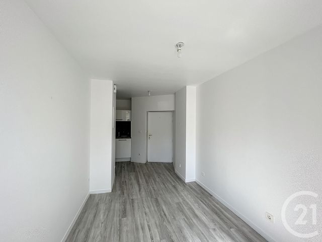 Appartement F2 à louer - 2 pièces - 25.8 m2 - RIOM - 63 - AUVERGNE - Century 21 Agence Girard