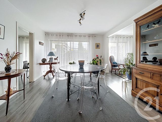 Appartement F3 à vendre - 5 pièces - 86.0 m2 - RIOM - 63 - AUVERGNE - Century 21 Agence Girard