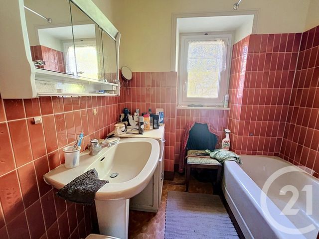 maison à vendre - 7 pièces - 152.69 m2 - MANZAT - 63 - AUVERGNE - Century 21 Agence Girard