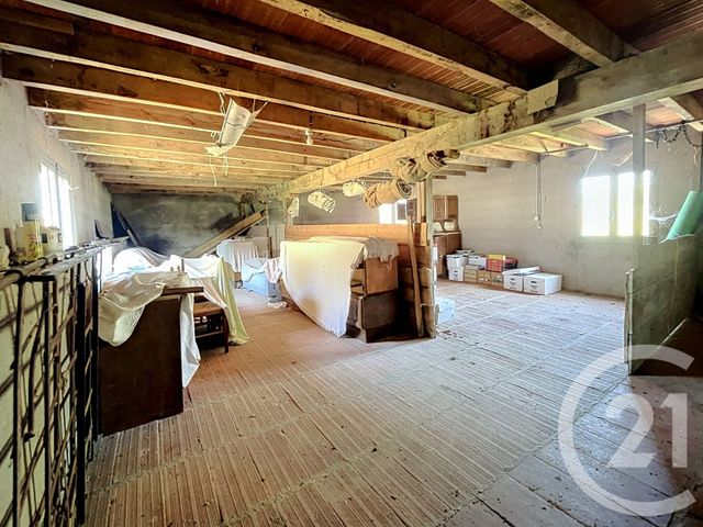 maison à vendre - 5 pièces - 242.0 m2 - MANZAT - 63 - AUVERGNE - Century 21 Agence Girard