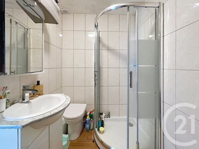 maison à vendre - 5 pièces - 96.0 m2 - RIOM - 63 - AUVERGNE - Century 21 Agence Girard