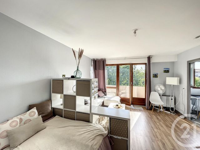 Appartement F1 à vendre - 1 pièce - 30.49 m2 - RIOM - 63 - AUVERGNE - Century 21 Agence Girard