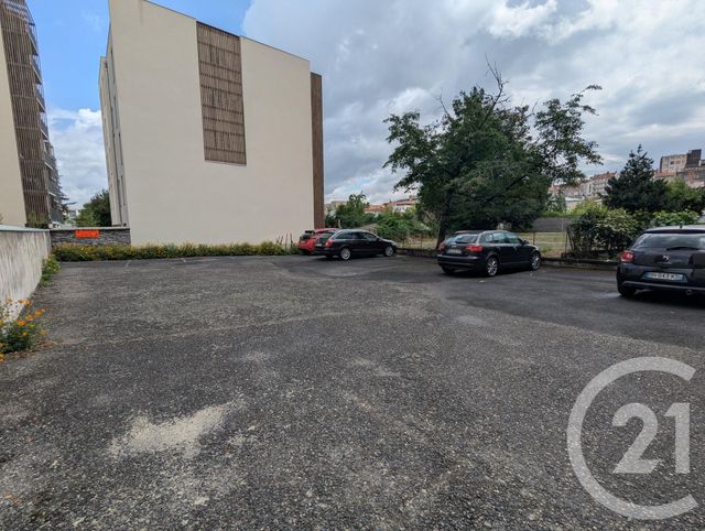 Appartement F2 à louer - 2 pièces - 54.9 m2 - CLERMONT FERRAND - 63 - AUVERGNE - Century 21 Agence Girard