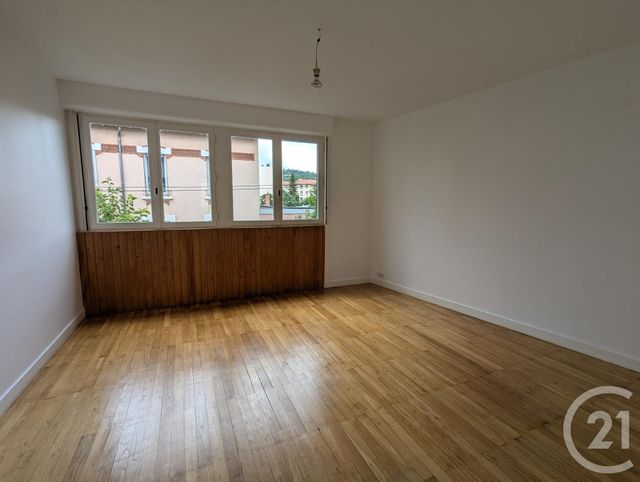 Appartement F2 à louer - 2 pièces - 54.9 m2 - CLERMONT FERRAND - 63 - AUVERGNE - Century 21 Agence Girard