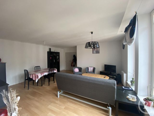 Appartement F3 à louer - 3 pièces - 82.24 m2 - CHATELGUYON - 63 - AUVERGNE - Century 21 Agence Girard