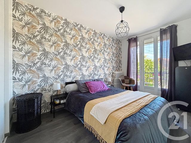 maison à vendre - 5 pièces - 92.53 m2 - CHATEL GUYON - 63 - AUVERGNE - Century 21 Agence Girard
