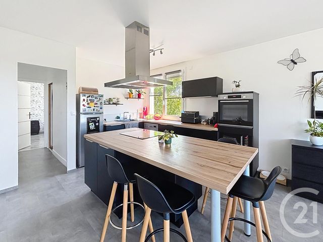 maison à vendre - 5 pièces - 92.53 m2 - CHATEL GUYON - 63 - AUVERGNE - Century 21 Agence Girard