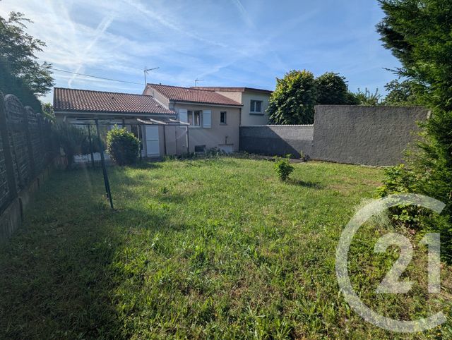 maison à louer - 4 pièces - 86.59 m2 - CHATEAUGAY - 63 - AUVERGNE - Century 21 Agence Girard