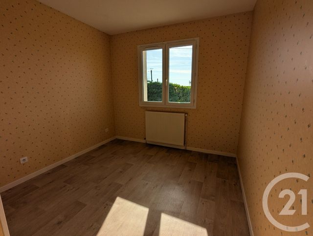 maison à louer - 4 pièces - 86.59 m2 - CHATEAUGAY - 63 - AUVERGNE - Century 21 Agence Girard