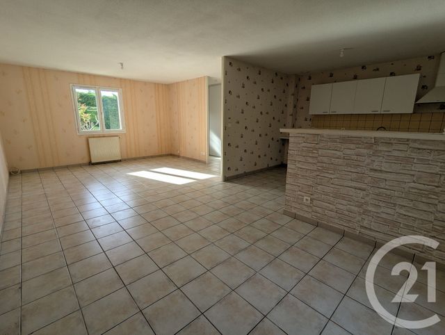 maison à louer - 4 pièces - 86.59 m2 - CHATEAUGAY - 63 - AUVERGNE - Century 21 Agence Girard
