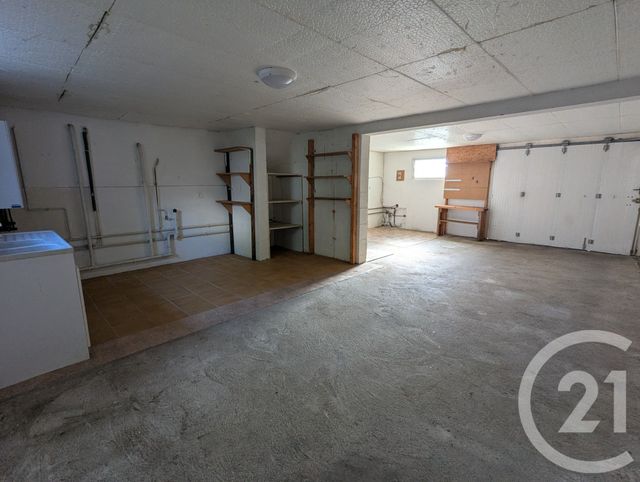 maison à louer - 4 pièces - 86.59 m2 - CHATEAUGAY - 63 - AUVERGNE - Century 21 Agence Girard