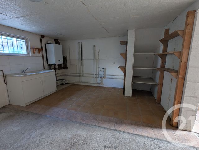 maison à louer - 4 pièces - 86.59 m2 - CHATEAUGAY - 63 - AUVERGNE - Century 21 Agence Girard