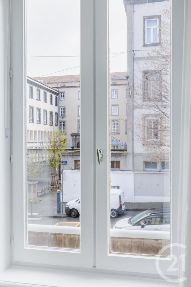 Appartement Studio à louer - 1 pièce - 20.45 m2 - CLERMONT FERRAND - 63 - AUVERGNE - Century 21 Agence Girard