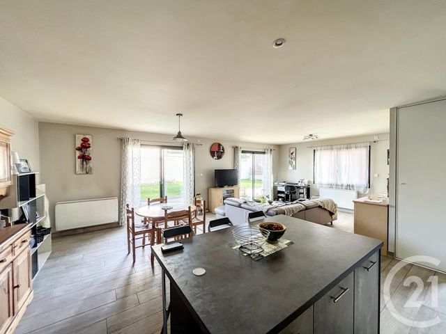 maison à louer - 4 pièces - 100.55 m2 - ST IGNAT - 63 - AUVERGNE - Century 21 Agence Girard