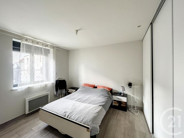 maison à louer - 4 pièces - 100.55 m2 - ST IGNAT - 63 - AUVERGNE - Century 21 Agence Girard