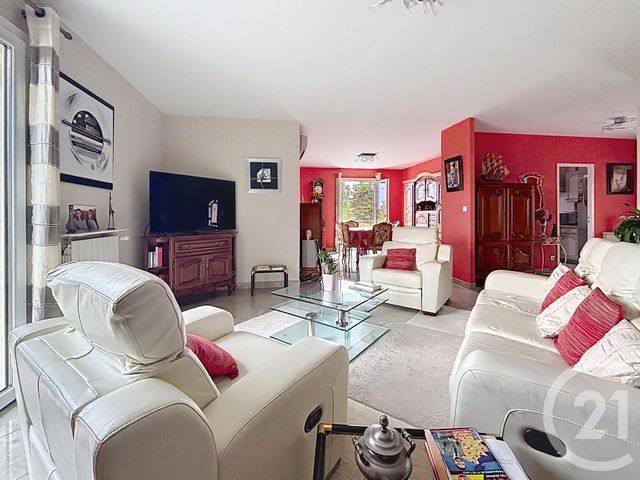 maison à vendre - 8 pièces - 160.0 m2 - CHATEL GUYON - 63 - AUVERGNE - Century 21 Agence Girard