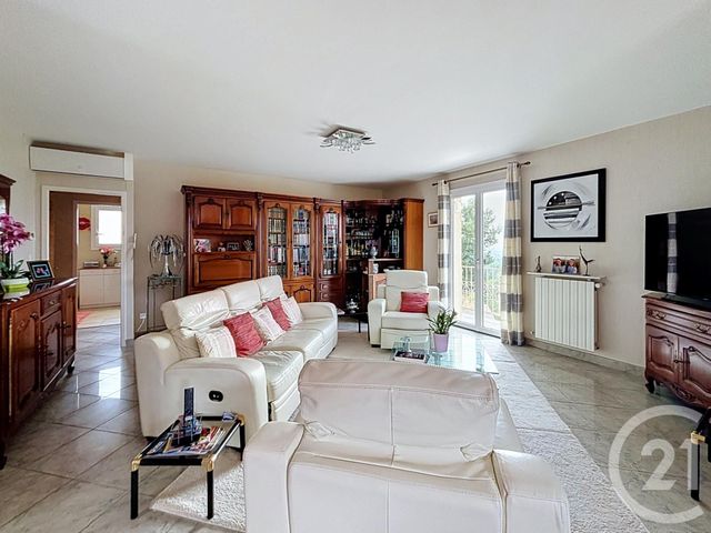 maison à vendre - 8 pièces - 160.0 m2 - CHATEL GUYON - 63 - AUVERGNE - Century 21 Agence Girard