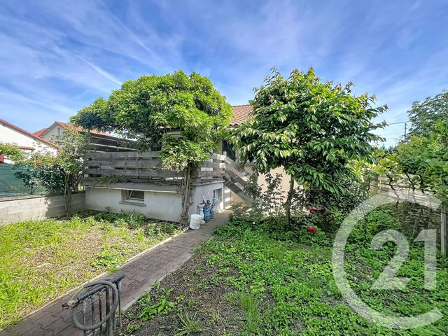 maison à vendre - 5 pièces - 124.0 m2 - RIOM - 63 - AUVERGNE - Century 21 Agence Girard