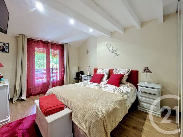 maison à vendre - 5 pièces - 124.0 m2 - RIOM - 63 - AUVERGNE - Century 21 Agence Girard