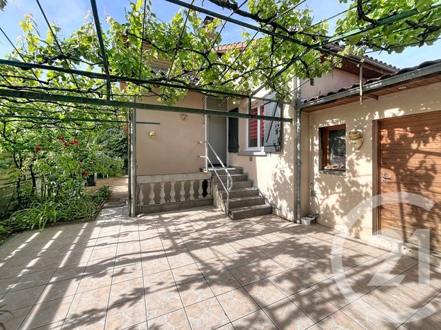maison à vendre - 5 pièces - 124.0 m2 - RIOM - 63 - AUVERGNE - Century 21 Agence Girard