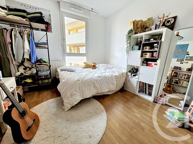 Appartement F4 à vendre - 4 pièces - 80.07 m2 - RIOM - 63 - AUVERGNE - Century 21 Agence Girard
