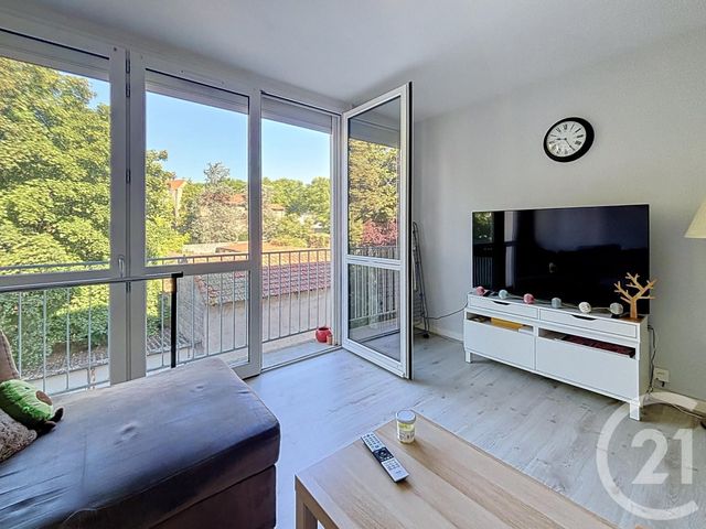 Appartement F2 à vendre - 2 pièces - 44.06 m2 - RIOM - 63 - AUVERGNE - Century 21 Agence Girard