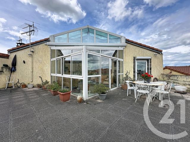 Appartement F4 à vendre - 4 pièces - 140.33 m2 - RIOM - 63 - AUVERGNE - Century 21 Agence Girard