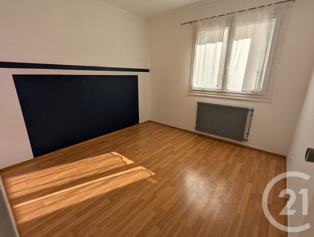 Appartement F2 à louer - 2 pièces - 50.24 m2 - CLERMONT FERRAND - 63 - AUVERGNE - Century 21 Agence Girard