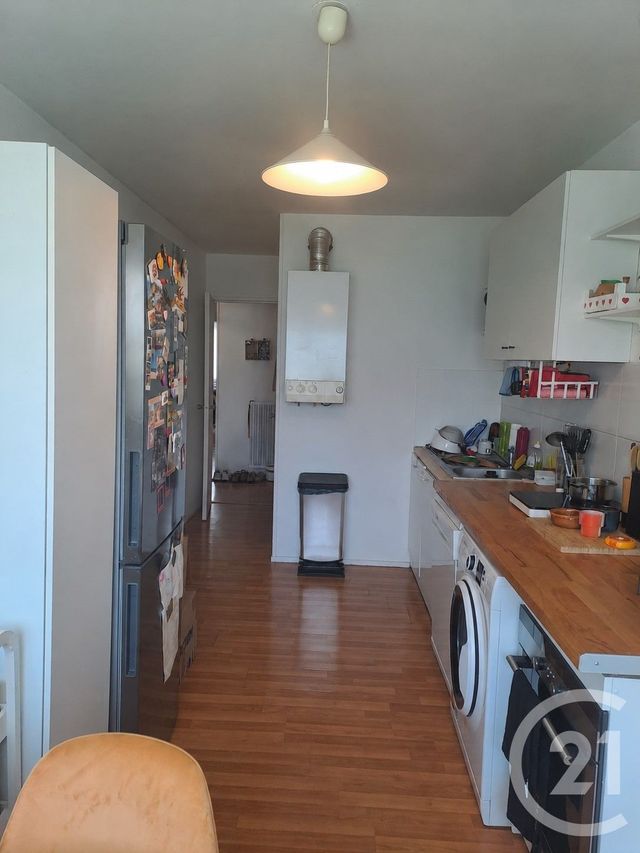 Appartement F2 à louer - 2 pièces - 50.24 m2 - CLERMONT FERRAND - 63 - AUVERGNE - Century 21 Agence Girard