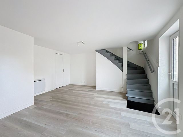 maison à vendre - 3 pièces - 58.59 m2 - ST BEAUZIRE - 63 - AUVERGNE - Century 21 Agence Girard
