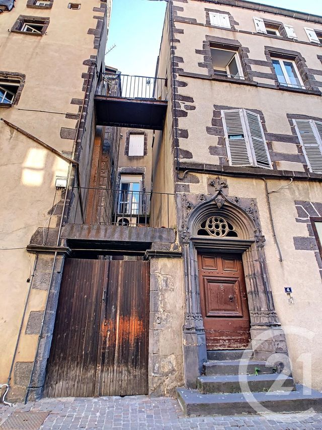Appartement F2 à louer - 2 pièces - 47.0 m2 - RIOM - 63 - AUVERGNE - Century 21 Agence Girard