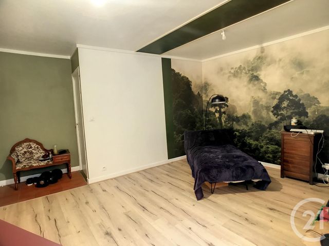 Appartement F2 à louer - 2 pièces - 47.0 m2 - RIOM - 63 - AUVERGNE - Century 21 Agence Girard