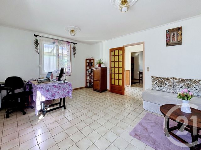 maison à vendre - 4 pièces - 82.6 m2 - MOZAC - 63 - AUVERGNE - Century 21 Agence Girard