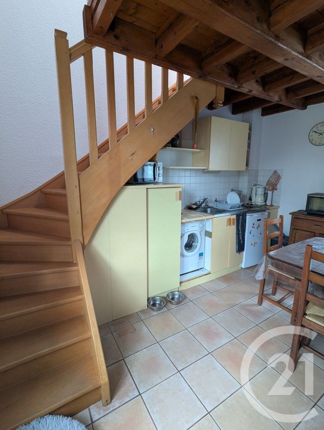 maison à louer - 2 pièces - 30.3 m2 - RIOM - 63 - AUVERGNE - Century 21 Agence Girard
